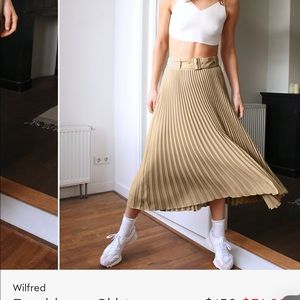 Aritzia Providence skirt